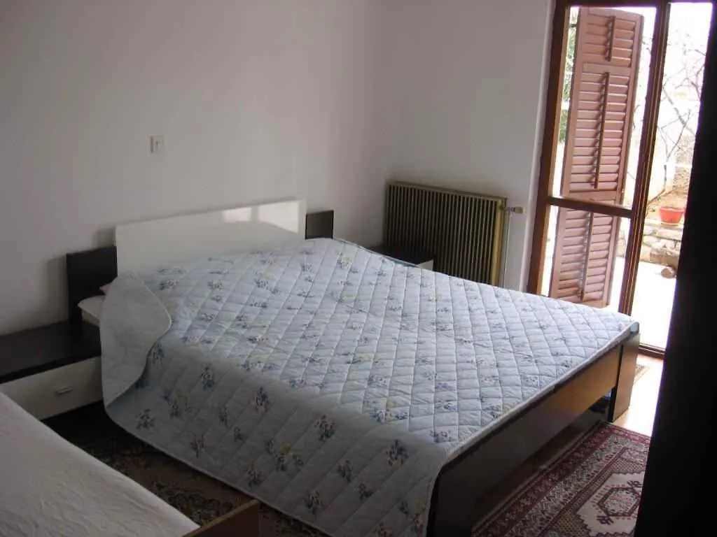 Apartment In Novi Vinodolski 37973 0*,